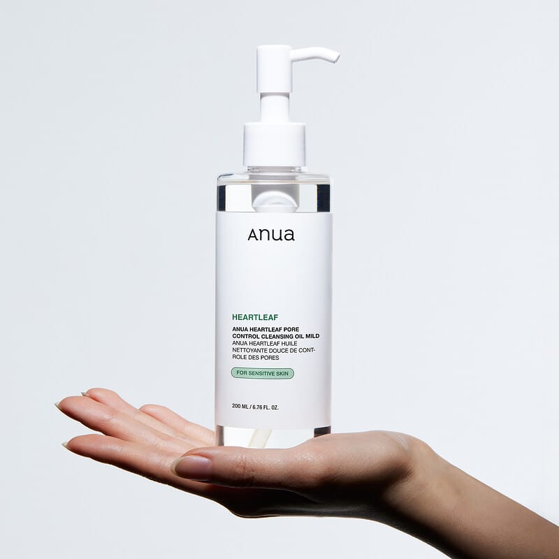 Anua Heartleaf Pore Control Cleansing Oil Sensitive Skin - Image 4