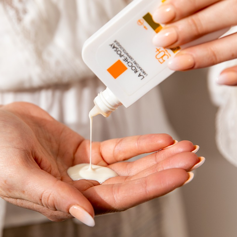 La Roche-Posay Fluid Sunscreen - Image 3