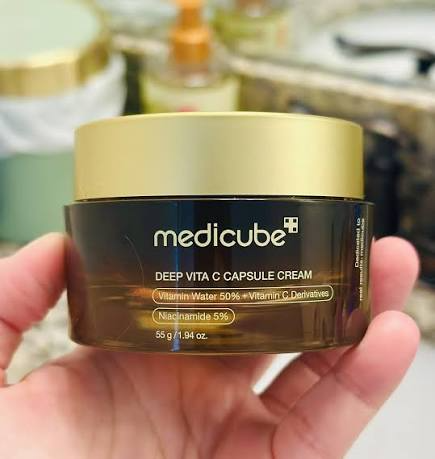 medicube Deep Vitamin C Golden Capsule Face Moisturizer - Image 3